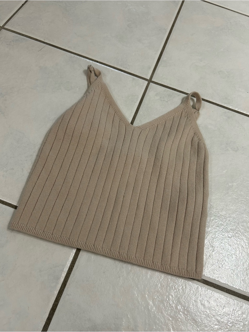 Abercrombie & Fitch Neutral Ribbed V-Neck Crop Tank